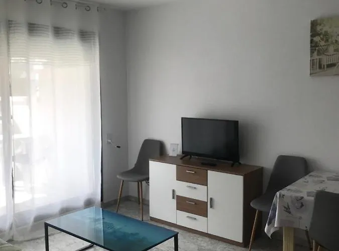 Perfect Apartment Near Port Aventura, Beach