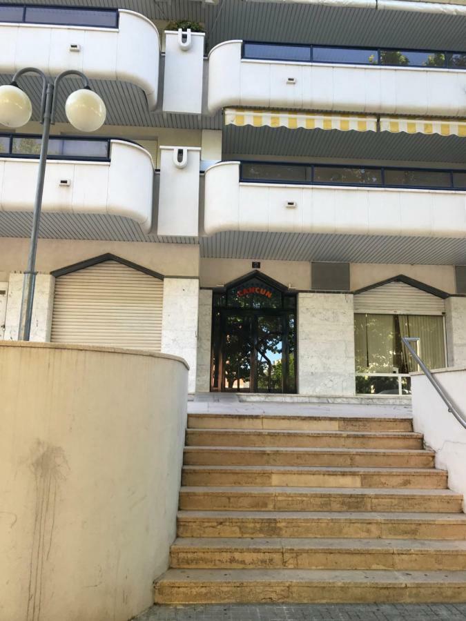 Perfect Near Port Aventura, Apartment Salou